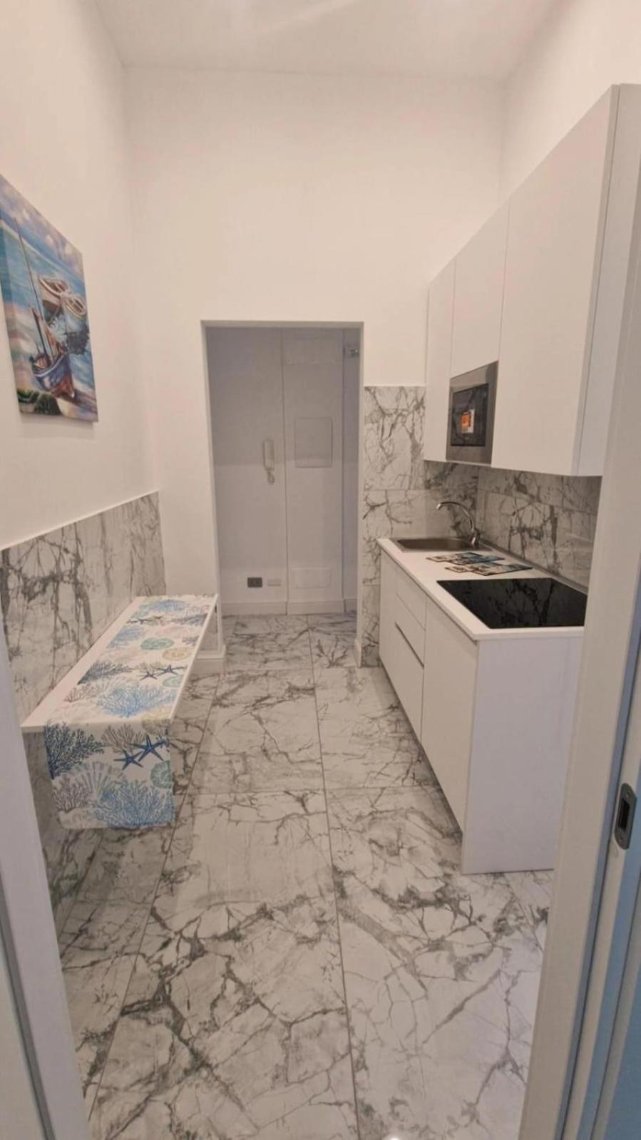 K&A Luxury Apartment อันซีโอ ภายนอก รูปภาพ